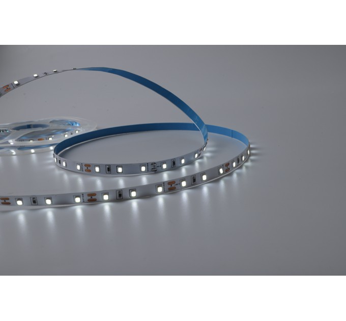LED лента 2835 60бр/м 12V DC 4.8W/m 106lm/W синя IP20 8мм Lightex /опаковка 5м/